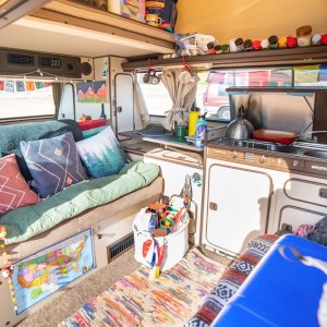 Solo Female in Adorable 1985 VW Vanagon Westfalia