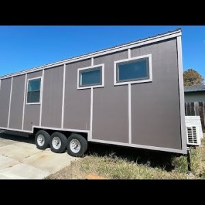Certified 32' Tiny House Has Plenty of Room For Full-Time Living