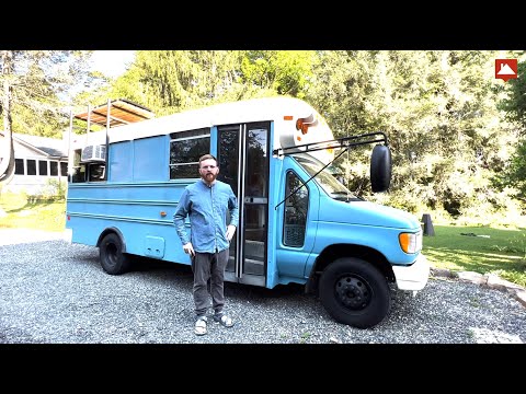 This Short Bus Skoolie Lets You Roam Freely