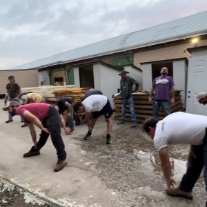 Good Morning Newport, Tennessee 🧡   Our Incredible Builders Will PUMP You Up 😉💪🏋️‍♂️🏃🚴🥊🙆‍♂️