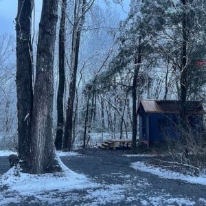 Welcome to our 1st Snow in 2022 at Incredible Tiny Homes ❄️☃️🌲🏡