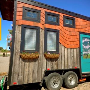 $34k handmade Tiny House w/recycled materials - traveling nurse life!