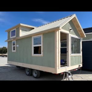 Tiny Homes are the ANSWER 🏡😉🇺🇸