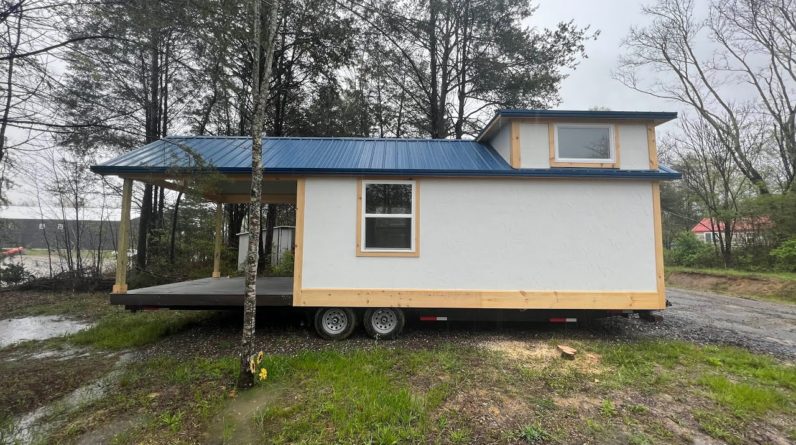 Two Tiny Homes Delivered to The Forest 🌲🏡🌲🏡🌲🏡🌲🏡🌲🏡🌲🏡🌲🏡