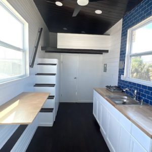 New Tiny House Blends Simplicity With Functionality