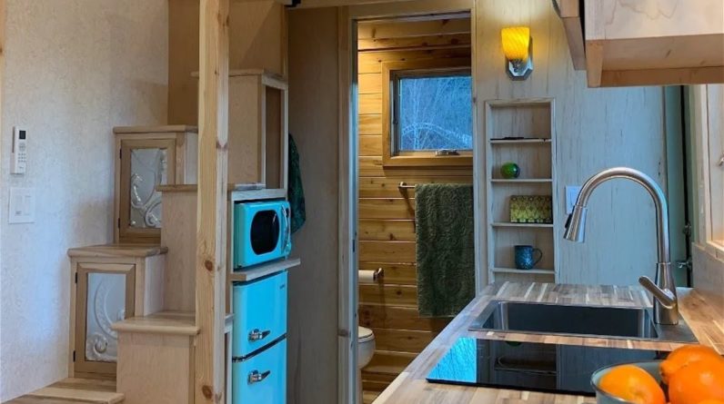 This Tiny House Is Only 16' But Has An Amazing Layout